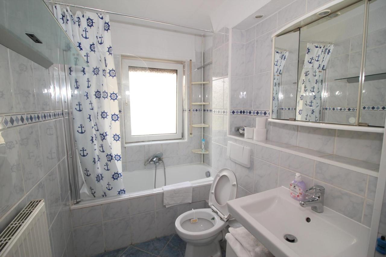 Kaiser Apartments Жак Офенбах Екстериор снимка